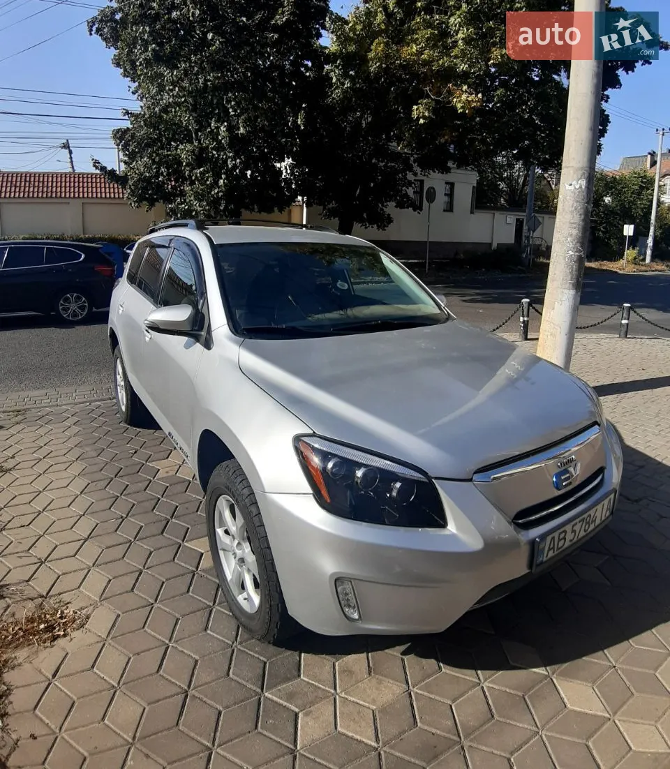 2013 Toyota RAV 4 - мініатюра 10