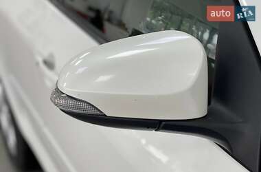 Внедорожник / Кроссовер Toyota RAV4 EV 2013 в 