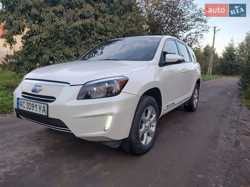 Позашляховик / Кросовер Toyota RAV4 EV 2012 в Ковелі