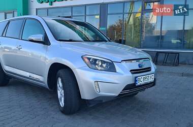 Внедорожник / Кроссовер Toyota RAV4 EV 2014 в Нововолынске