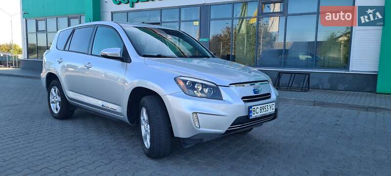 Toyota RAV4 EV 2014 Toyota RAV4 EV 2014