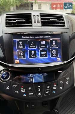 Внедорожник / Кроссовер Toyota RAV4 EV 2013 в 