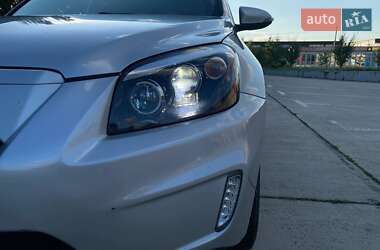 Внедорожник / Кроссовер Toyota RAV4 EV 2012 в 