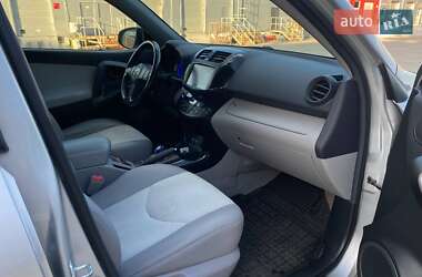 Внедорожник / Кроссовер Toyota RAV4 EV 2012 в 