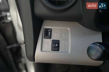 Внедорожник / Кроссовер Toyota RAV4 EV 2012 в 