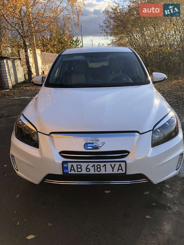 Позашляховик / Кросовер Toyota RAV4 EV 2013 в Крижополі фото 18 Позашляховик / Кросовер Toyota RAV4 EV 2013 в Крижополі