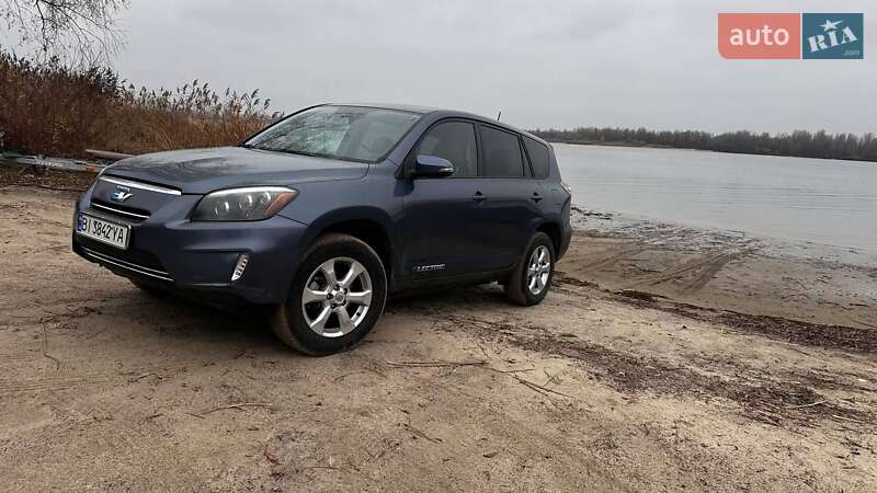 Внедорожник / Кроссовер Toyota RAV4 EV 2013 в Кременчуге фото Внедорожник / Кроссовер Toyota RAV4 EV 2013 в Кременчуге