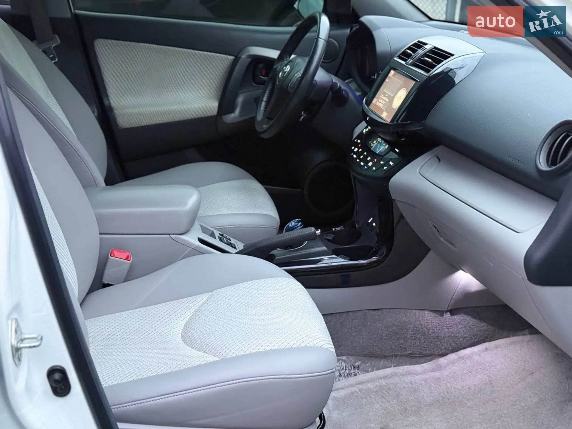2014 Toyota RAV 4 - мініатюра 21