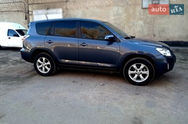 Внедорожник / Кроссовер Toyota RAV4 EV 2012 в Запорожье