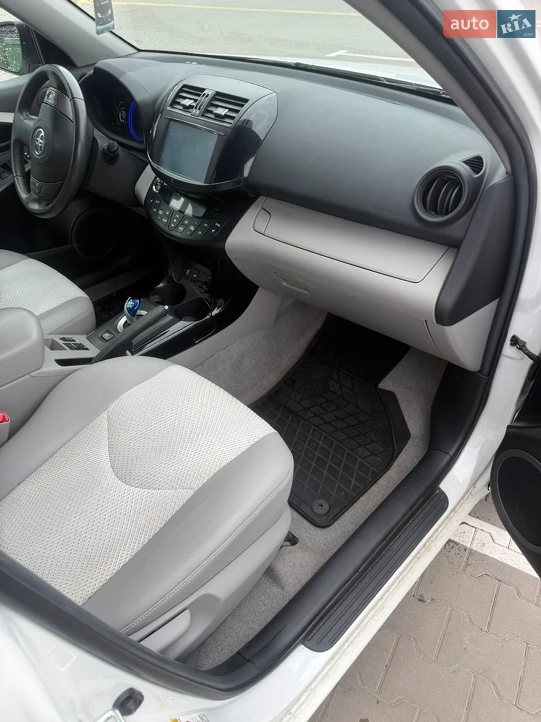 2014 Toyota RAV 4 - мініатюра 5