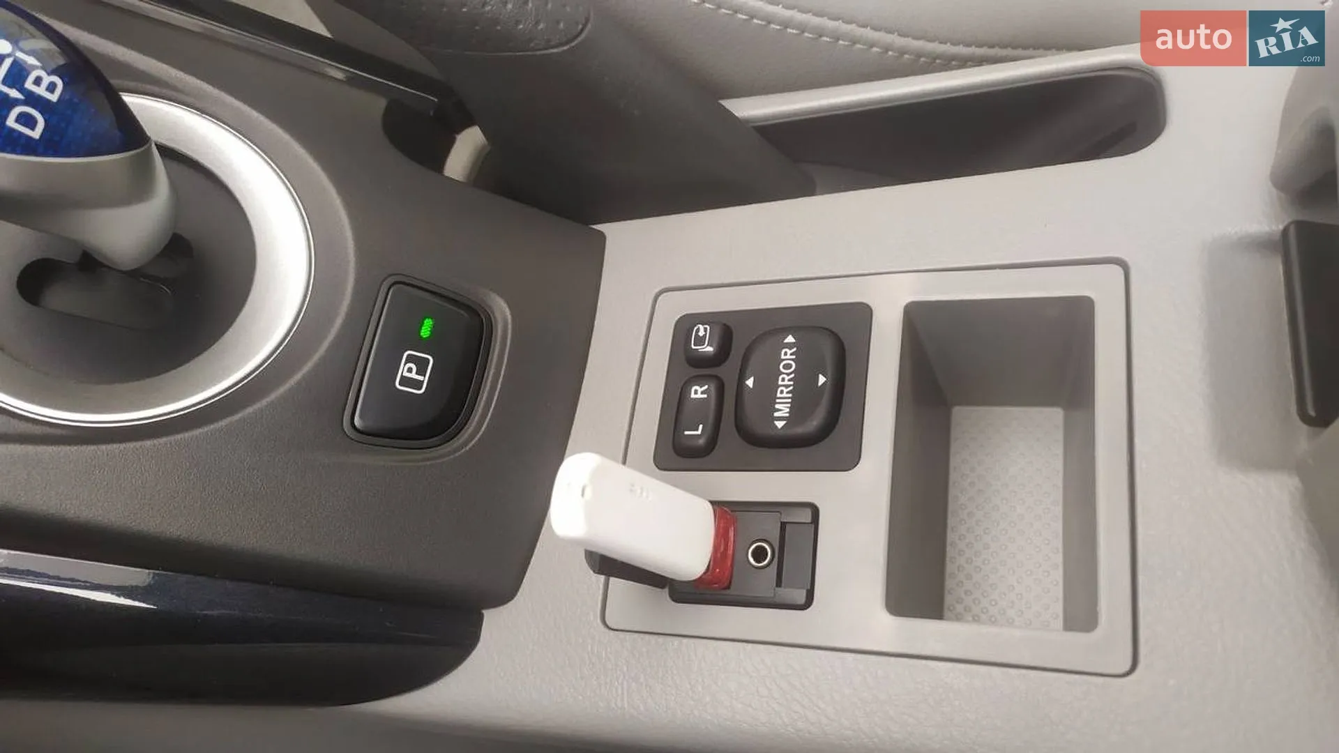 2012 Toyota RAV 4 - мініатюра 17