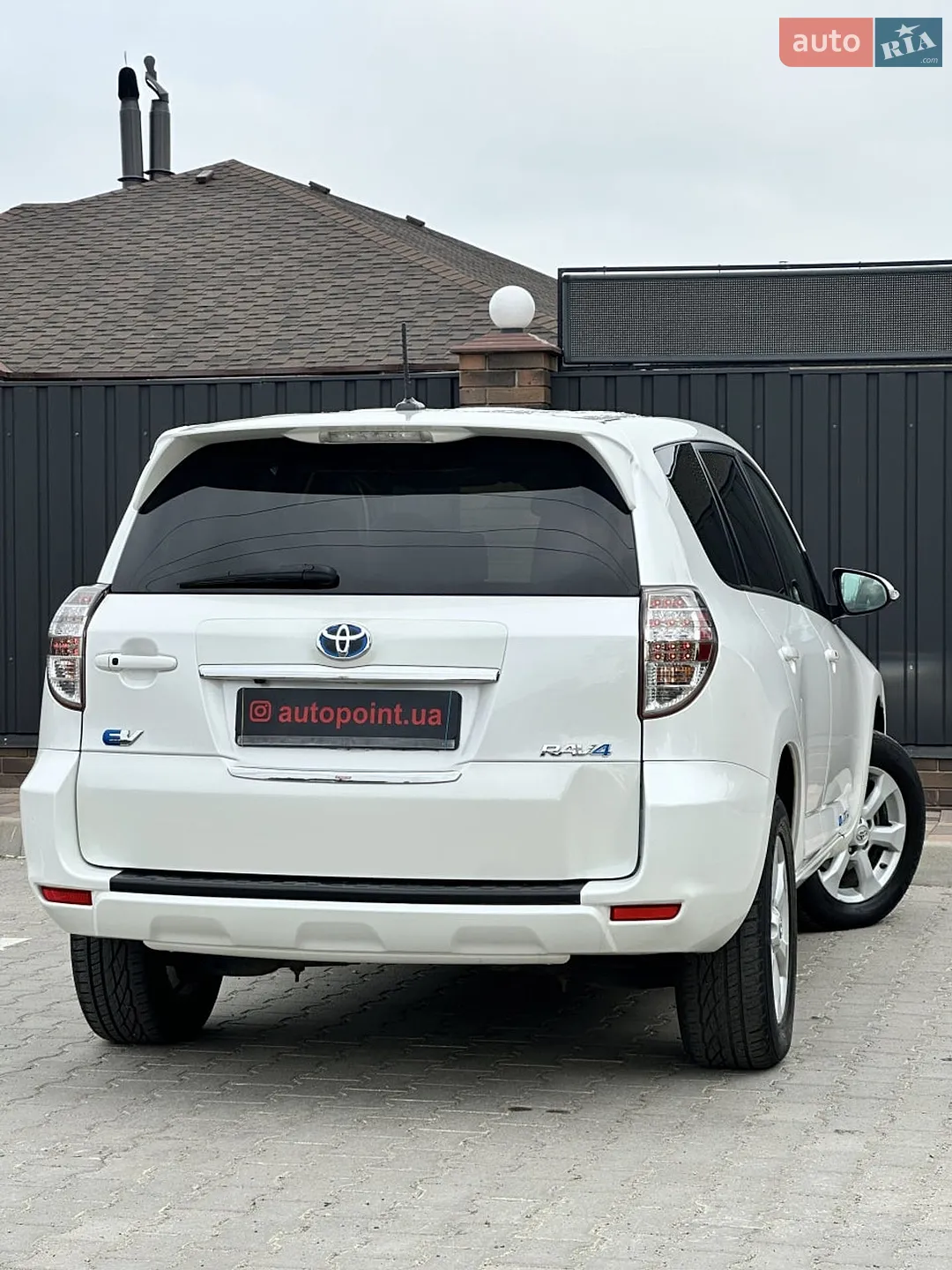 2013 Toyota RAV 4 - мініатюра 9