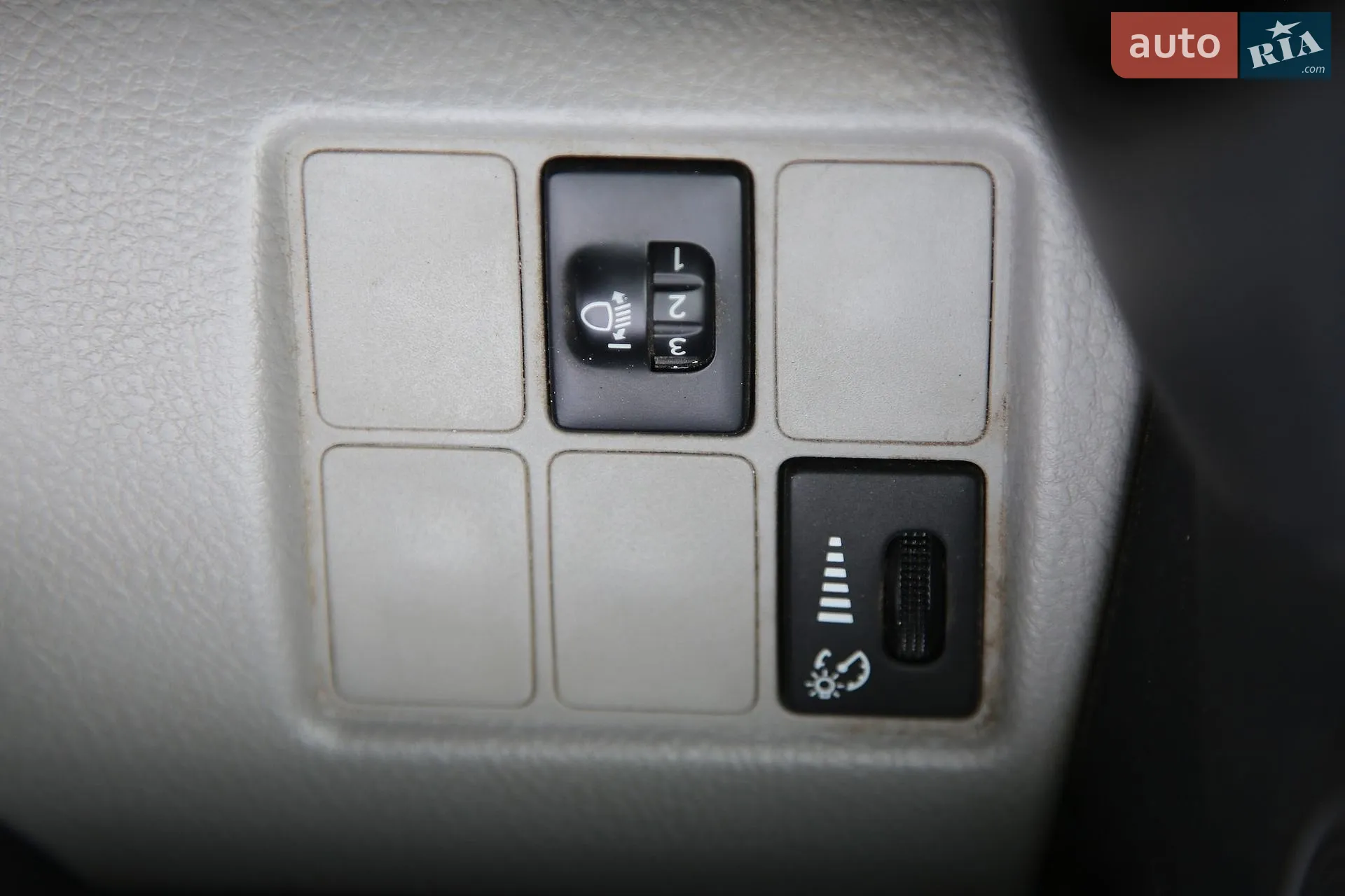 2013 Toyota RAV 4 - мініатюра 22