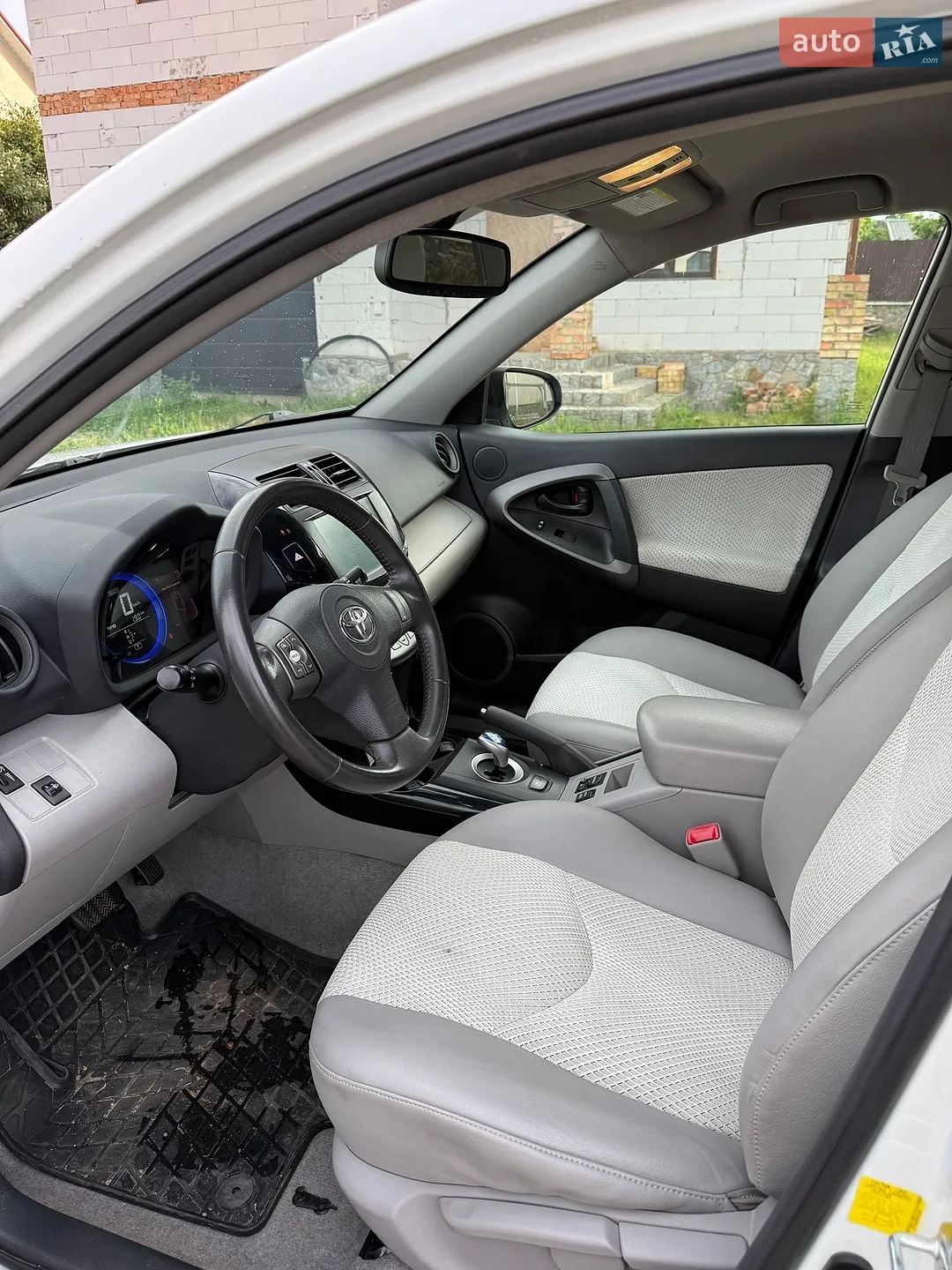 2014 Toyota RAV 4 - мініатюра 8