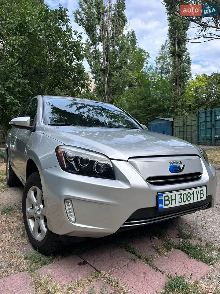 2014 Toyota RAV 4 - мініатюра 19