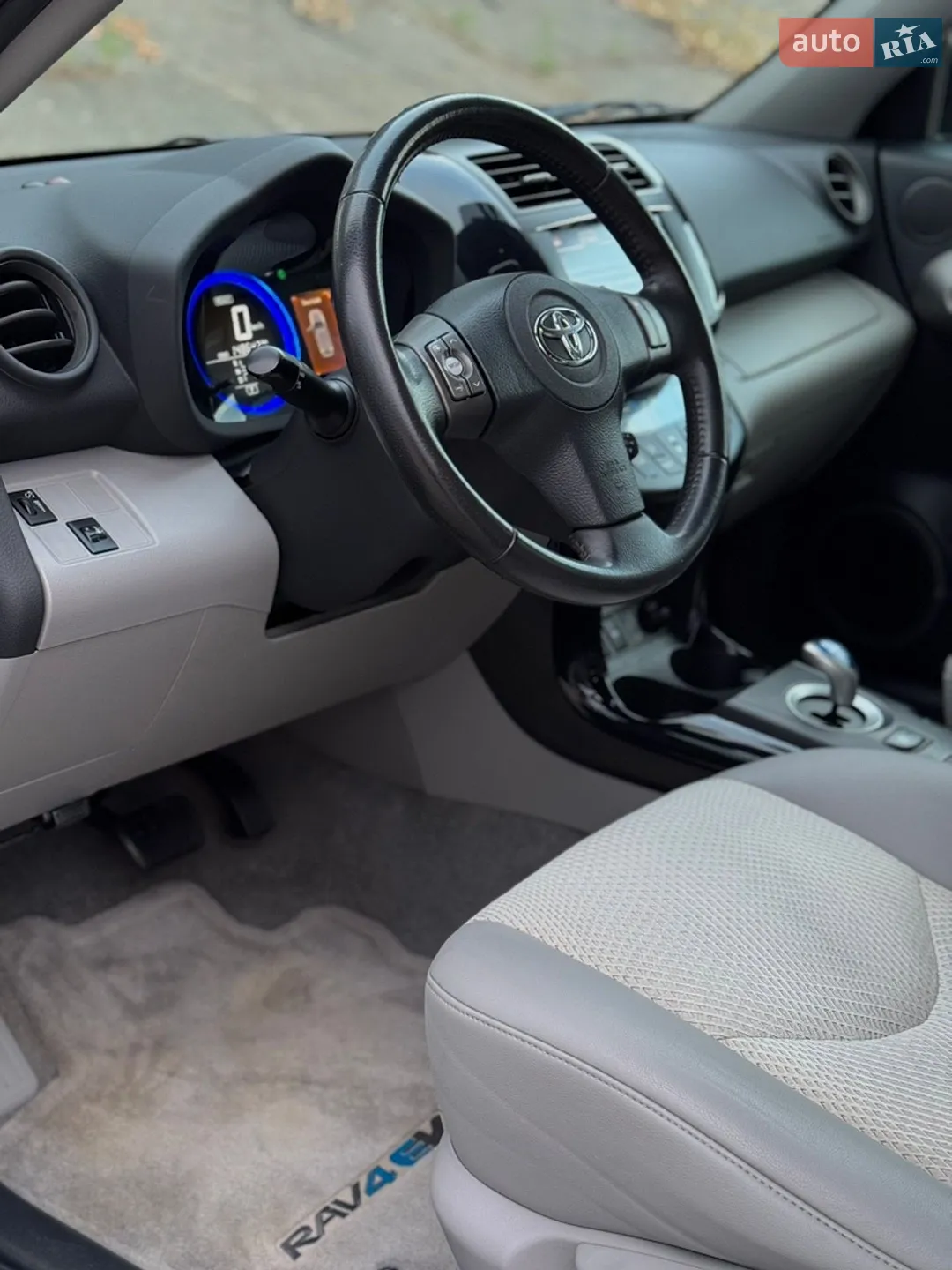 2014 Toyota RAV 4 - мініатюра 19