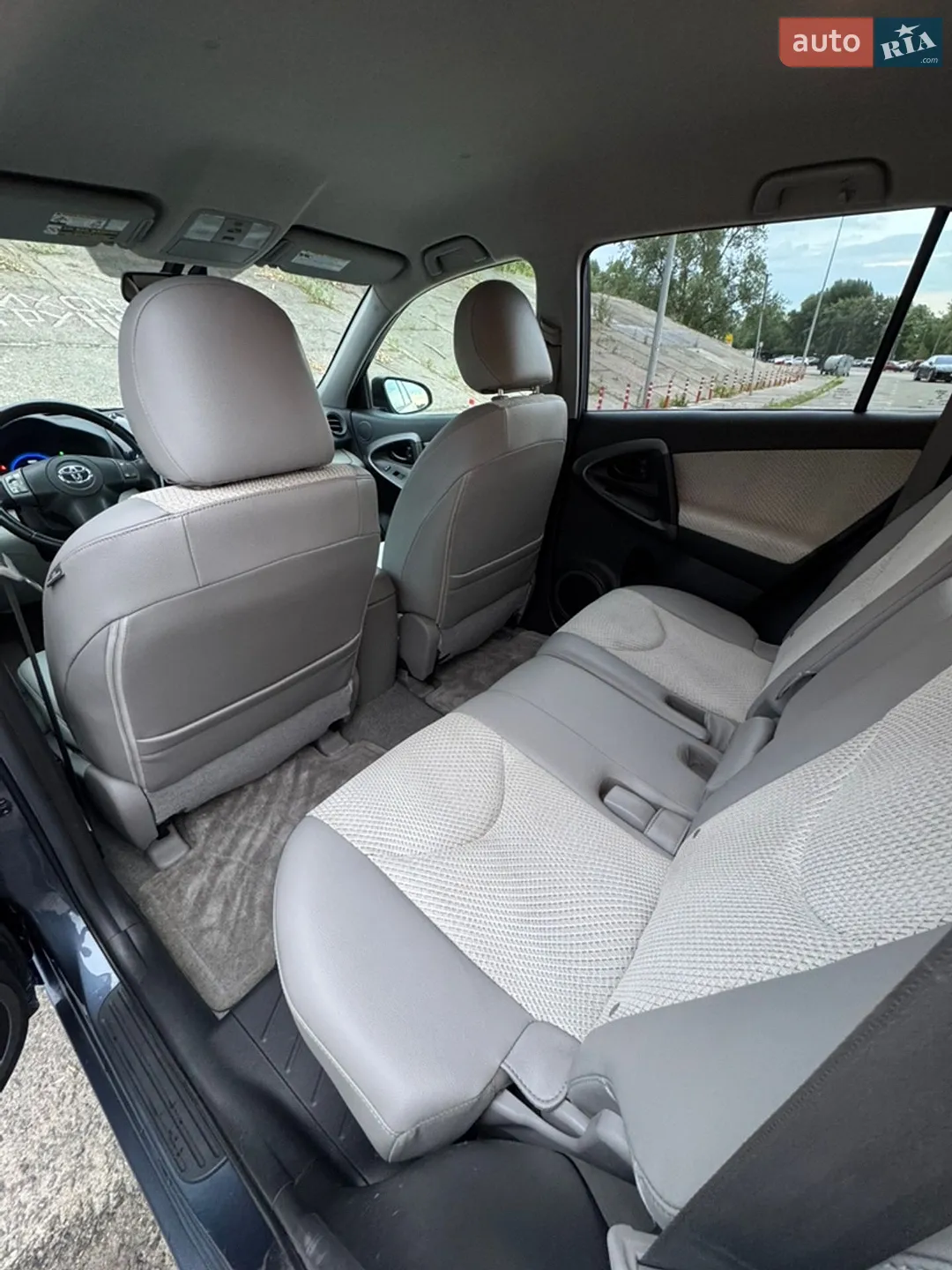 2014 Toyota RAV 4 - мініатюра 40
