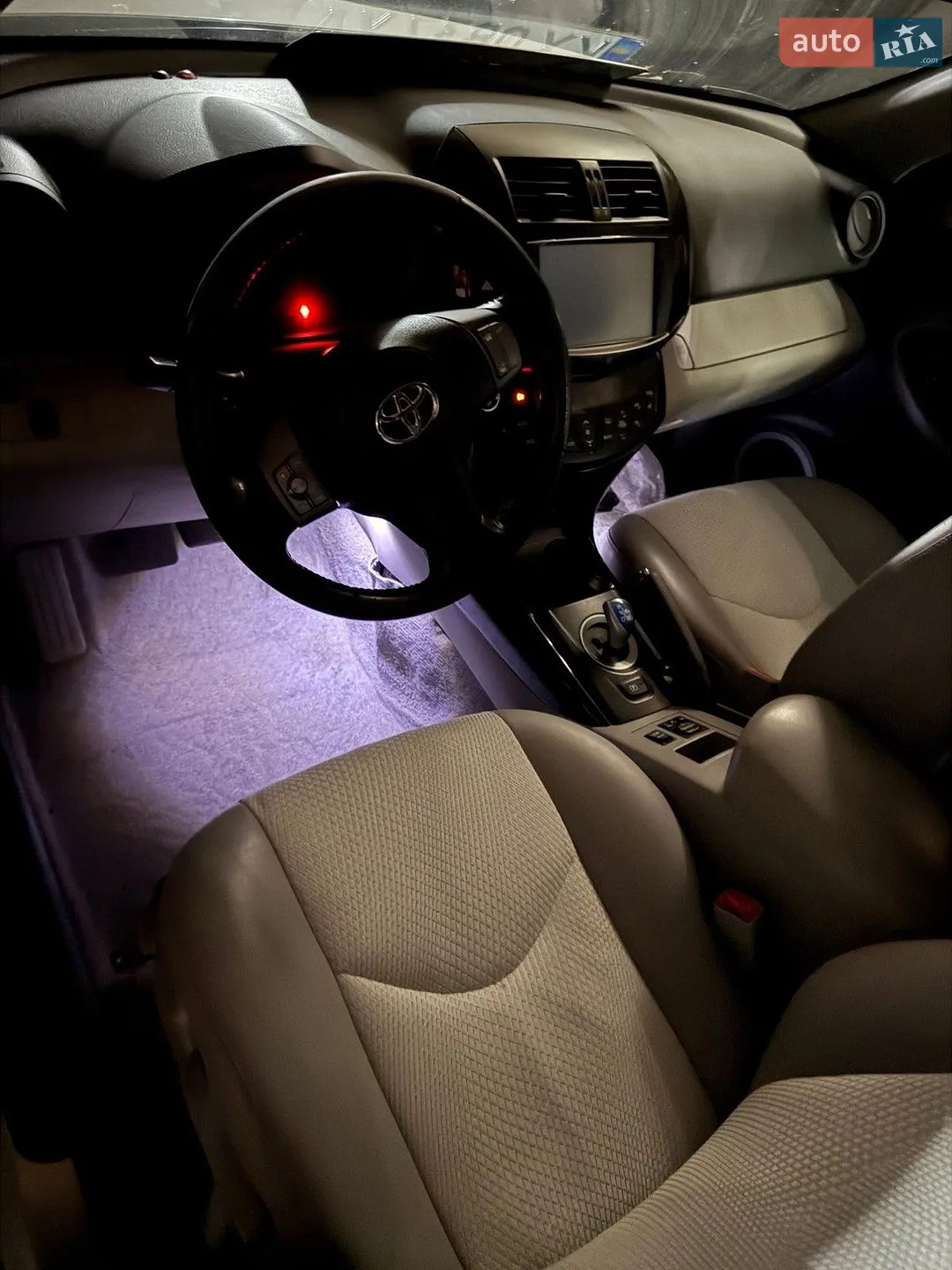 2014 Toyota RAV 4 - мініатюра 13