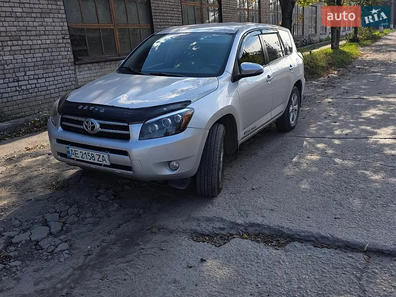 Toyota RAV4 EV 2014