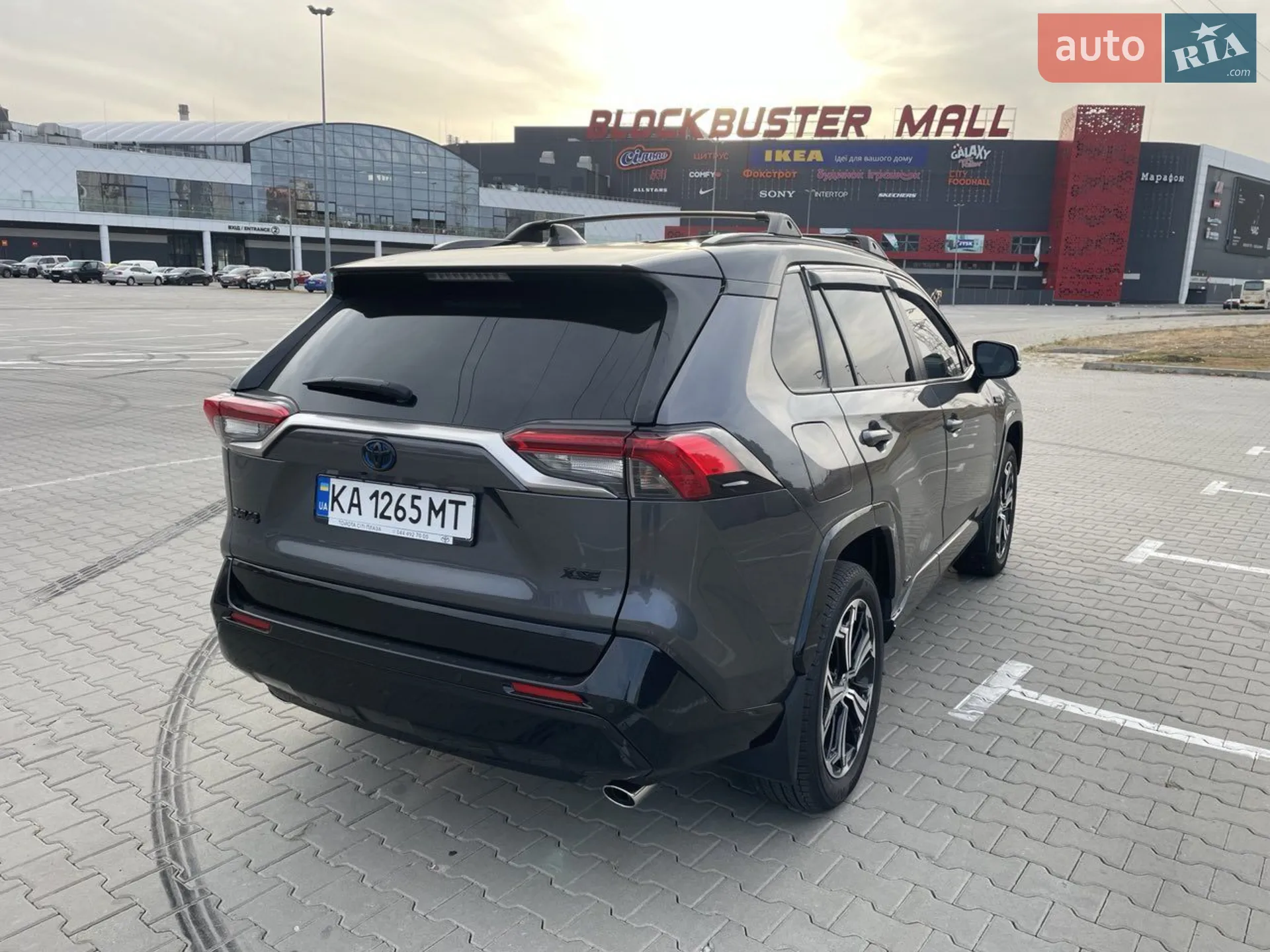 2022 Toyota RAV 4 - мініатюра 7
