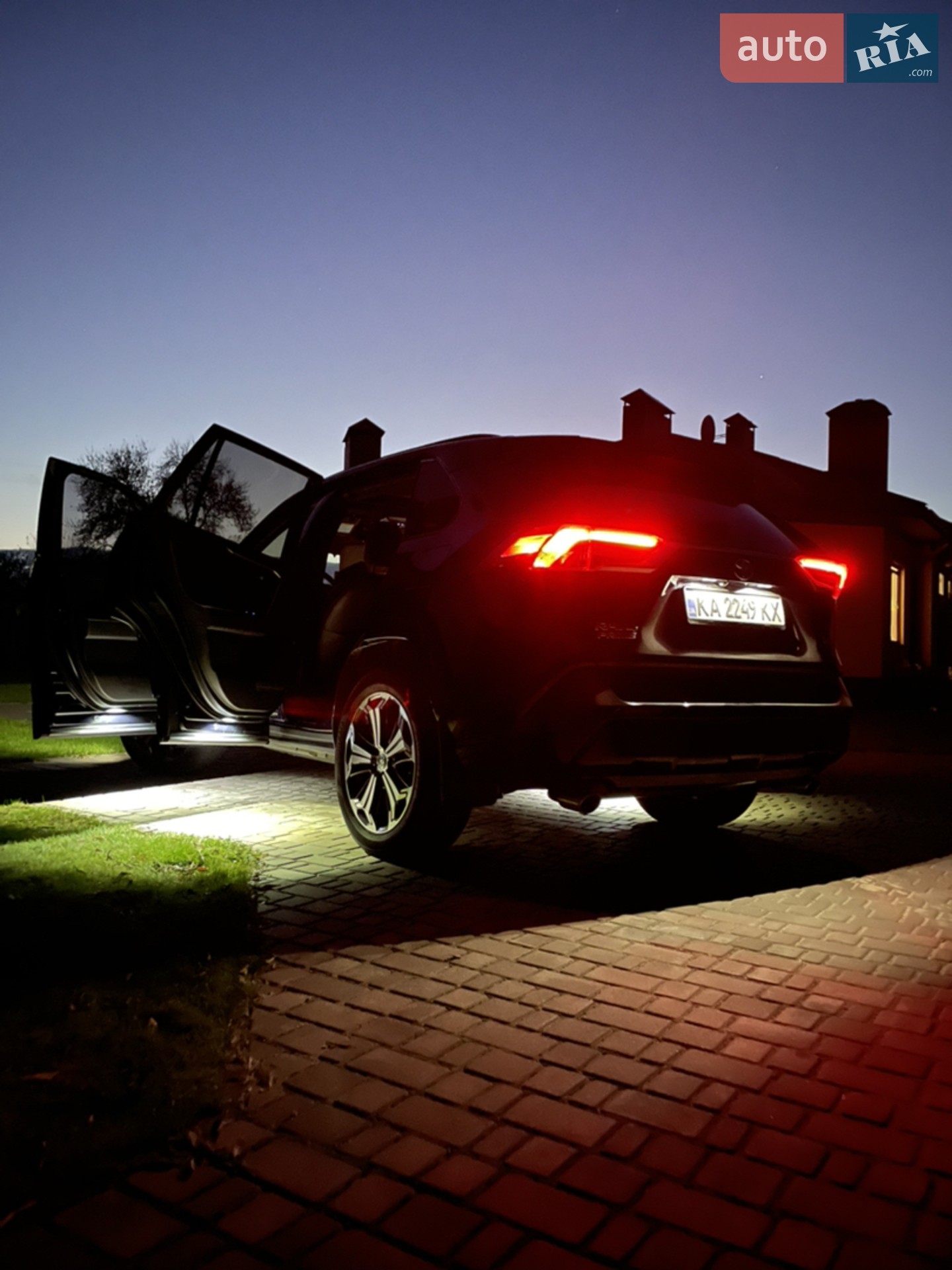 2022 Toyota RAV 4 - мініатюра 29