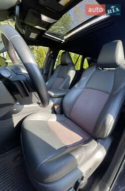 Внедорожник / Кроссовер Toyota RAV4 PHEV 2022 в 