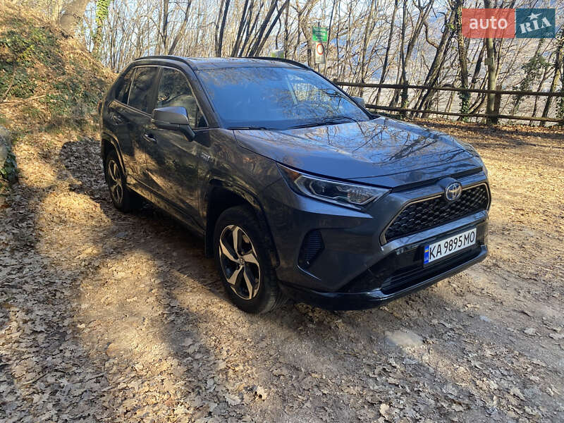 Внедорожник / Кроссовер Toyota RAV4 PHEV 2021 в Киеве