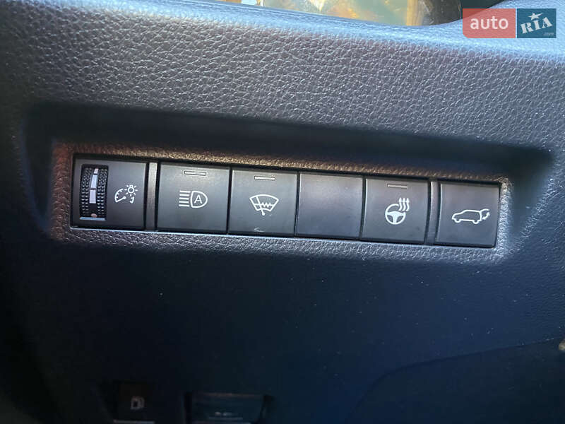 Внедорожник / Кроссовер Toyota RAV4 PHEV 2021 в Киеве
