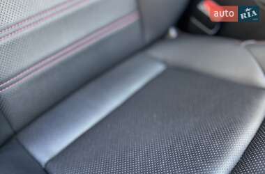 Внедорожник / Кроссовер Toyota RAV4 PHEV 2021 в 