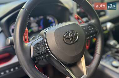 Внедорожник / Кроссовер Toyota RAV4 PHEV 2021 в 
