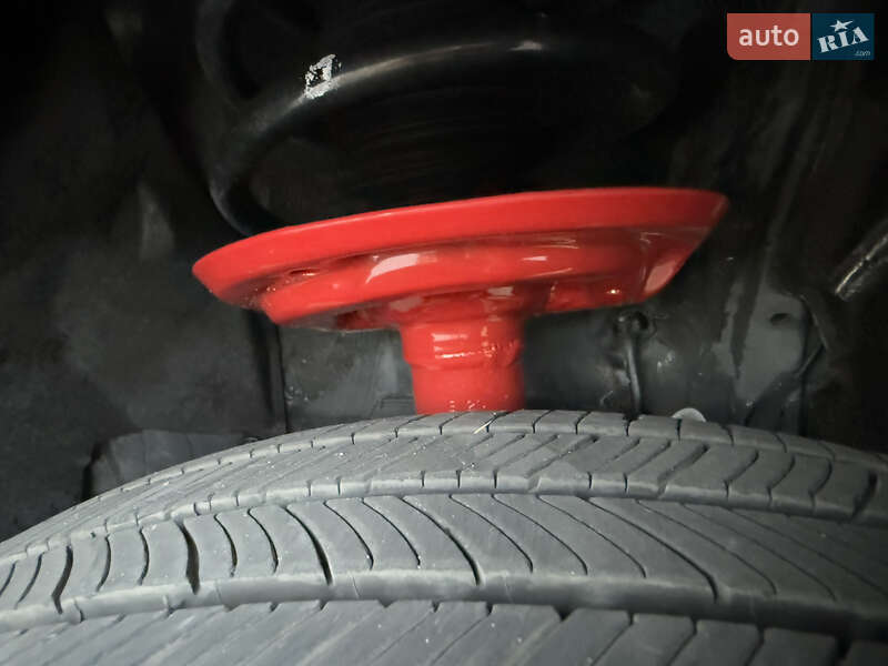 Внедорожник / Кроссовер Toyota RAV4 PHEV 2020 в Ровно