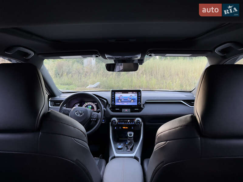 Внедорожник / Кроссовер Toyota RAV4 PHEV 2020 в Ровно