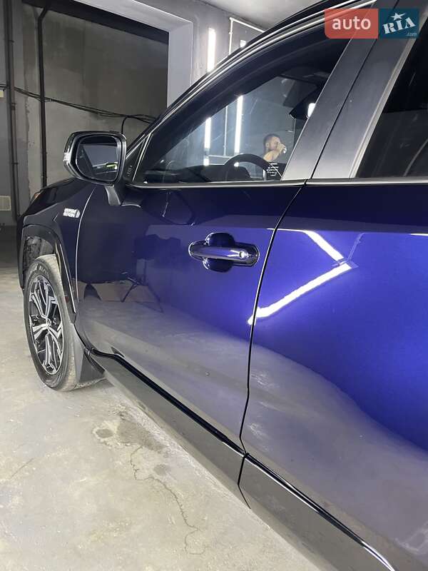 Позашляховик / Кросовер Toyota RAV4 PHEV 2022 в Києві