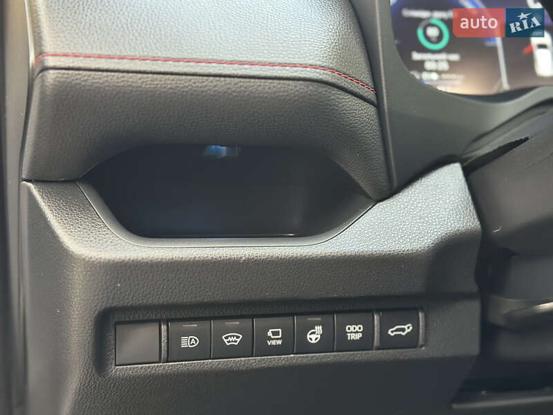 Позашляховик / Кросовер Toyota RAV4 PHEV 2023 в Києві фото 34 Позашляховик / Кросовер Toyota RAV4 PHEV 2023 в Києві