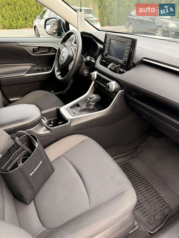 Внедорожник / Кроссовер Toyota RAV4 PHEV 2022 в Днепре фото 10 Внедорожник / Кроссовер Toyota RAV4 PHEV 2022 в Днепре