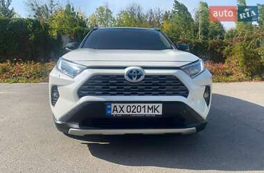 Внедорожник / Кроссовер Toyota RAV4 PHEV 2019 в Харькове