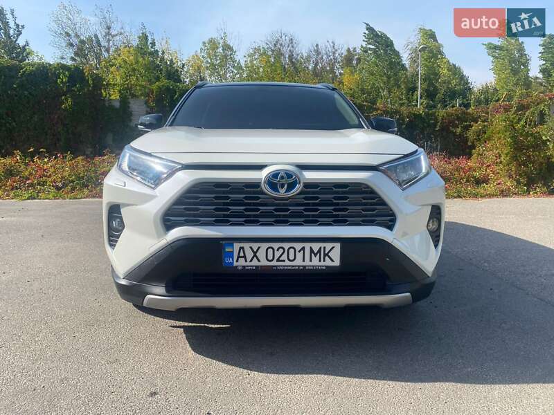 Toyota RAV4 PHEV 2019