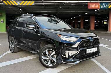 Позашляховик / Кросовер Toyota RAV4 PHEV 2021 в Києві