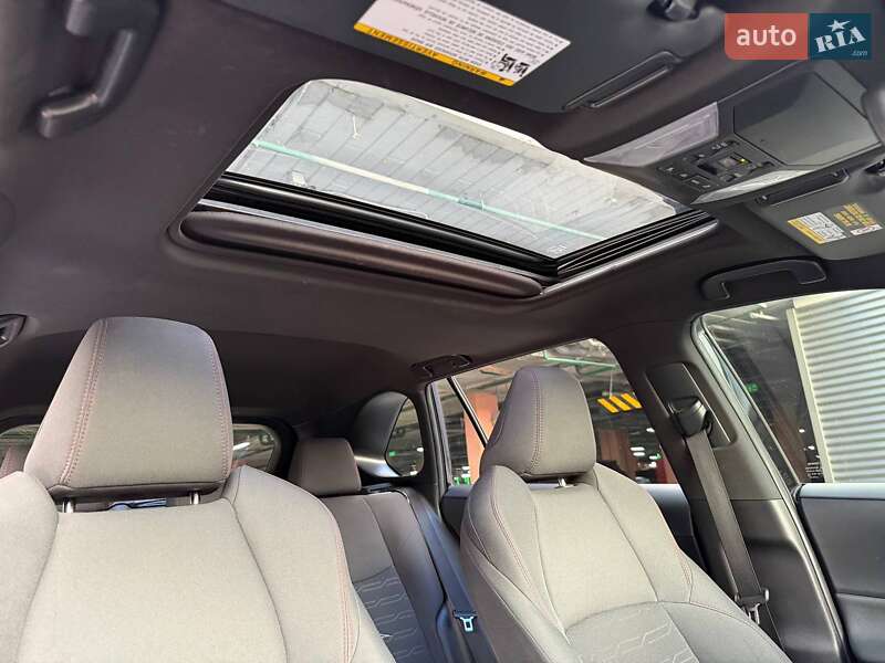 Внедорожник / Кроссовер Toyota RAV4 PHEV 2021 в Киеве фото 14 Внедорожник / Кроссовер Toyota RAV4 PHEV 2021 в Киеве