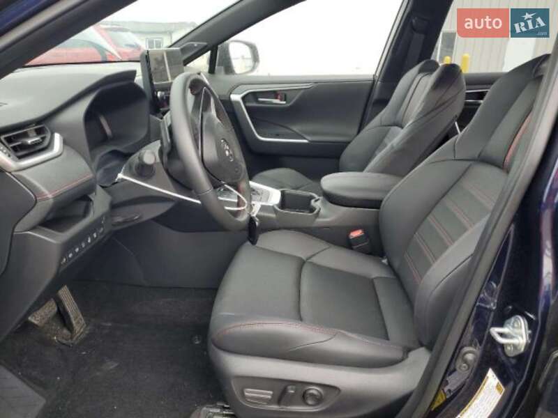 Внедорожник / Кроссовер Toyota RAV4 PHEV 2024 в Киеве фото 7 Внедорожник / Кроссовер Toyota RAV4 PHEV 2024 в Киеве