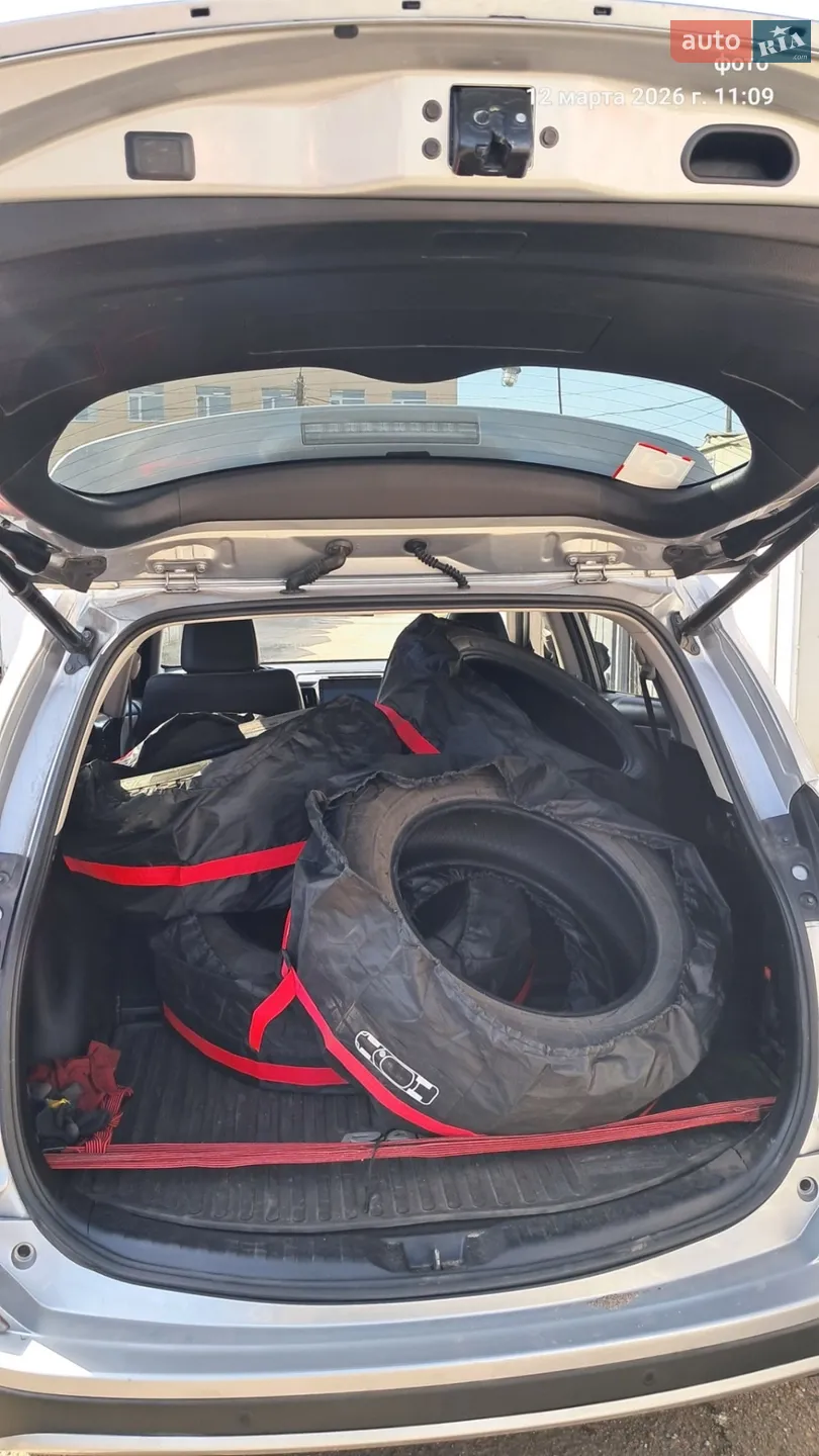 2016 Toyota RAV 4 - мініатюра 9