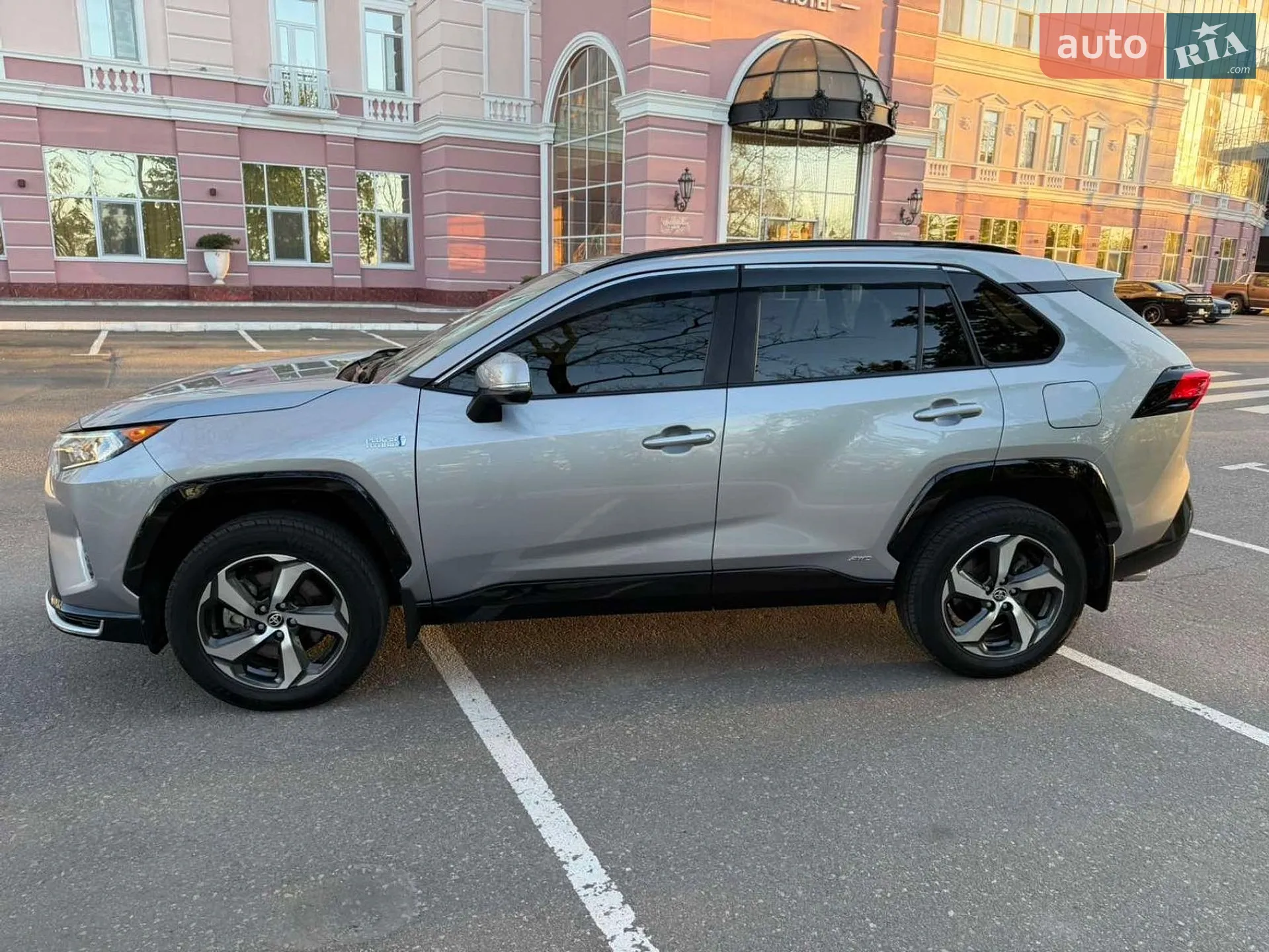 2021 Toyota RAV 4 - мініатюра 6