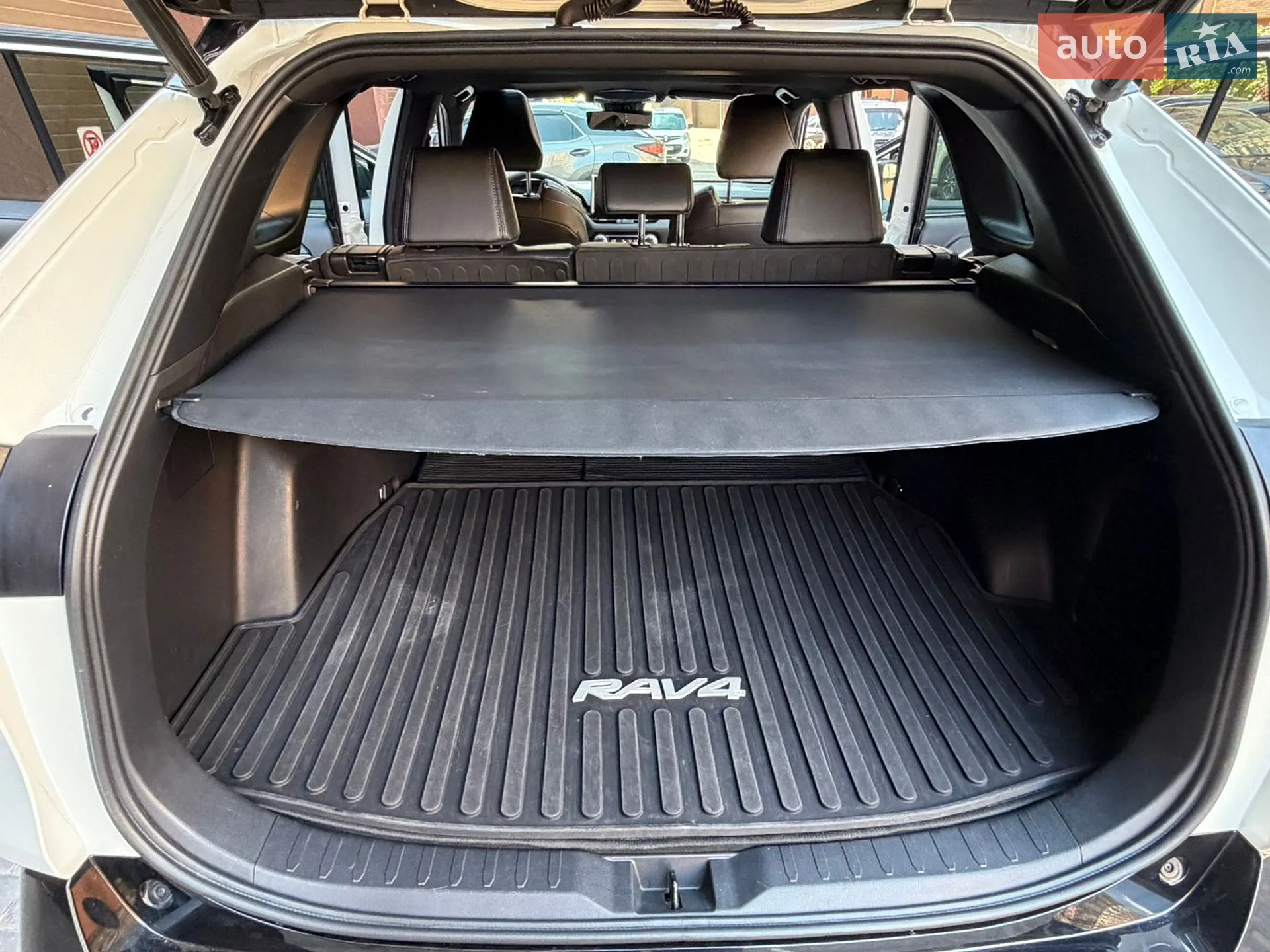 2021 Toyota RAV 4 - мініатюра 43