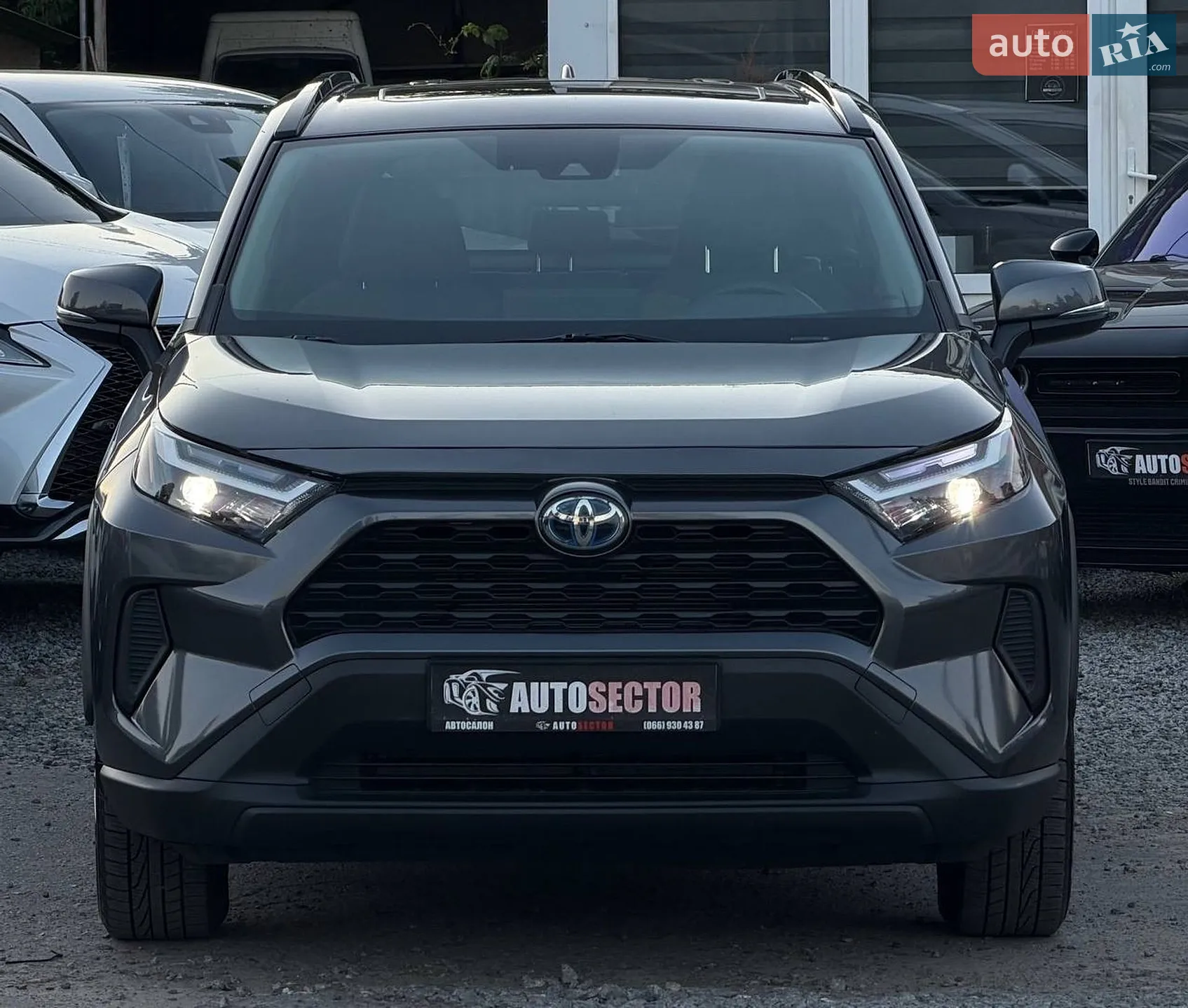 2022 Toyota RAV 4 - мініатюра 7