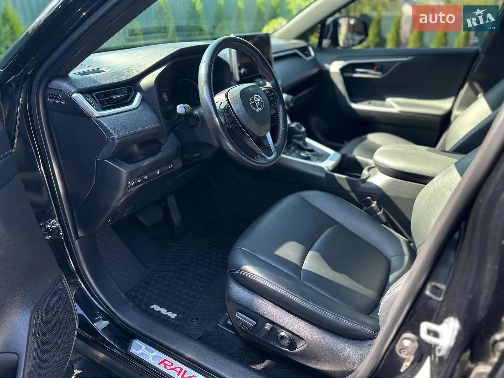 2023 Toyota RAV 4 - мініатюра 19