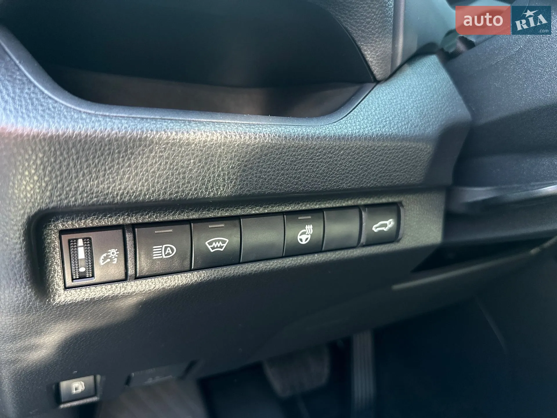 2023 Toyota RAV 4 - мініатюра 32