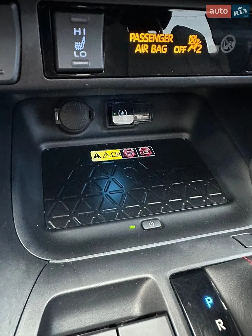 2022 Toyota RAV 4 - мініатюра 24