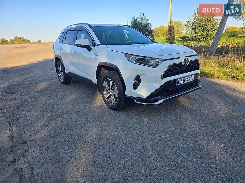 Toyota RAV4 PHEV 2021