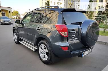 Внедорожник / Кроссовер Toyota RAV4 2009 в Киеве