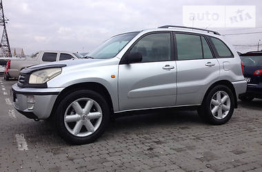 Внедорожник / Кроссовер Toyota RAV4 2003 в Черновцах